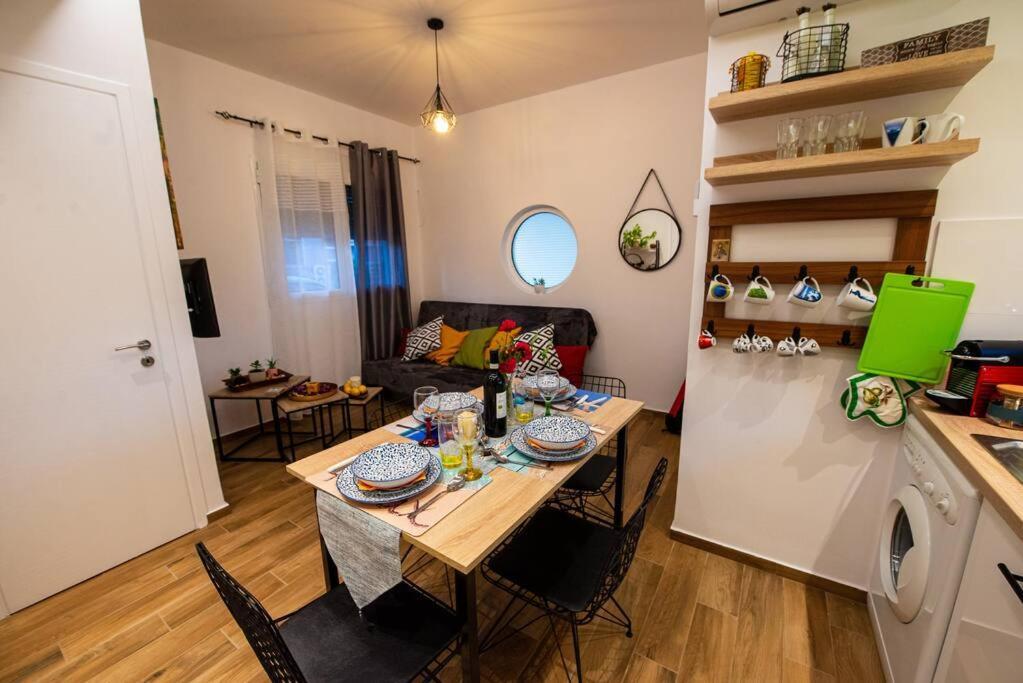 קלמאטה Lemon Garden Stylish Private Apartment מראה חיצוני תמונה