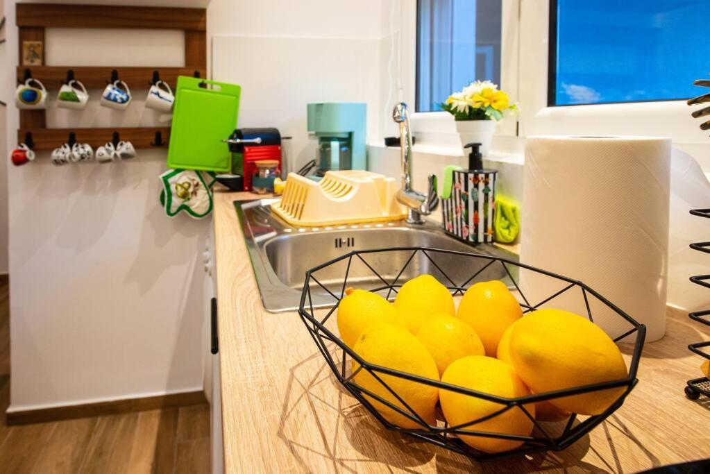 קלמאטה Lemon Garden Stylish Private Apartment מראה חיצוני תמונה